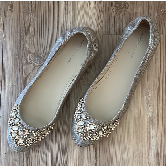 Silver Gray Closed Toe Embellished Crystal Bejeweled Ballet Flat New - Picture 3 of 5
